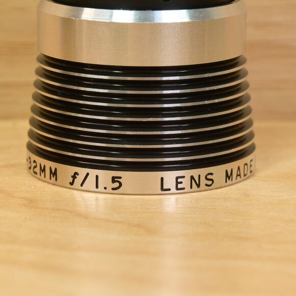 Vintage Bell & Howell Projector Lens 20–32mm f/1.5 / Clean Glass / USA - Picture 5 of 8